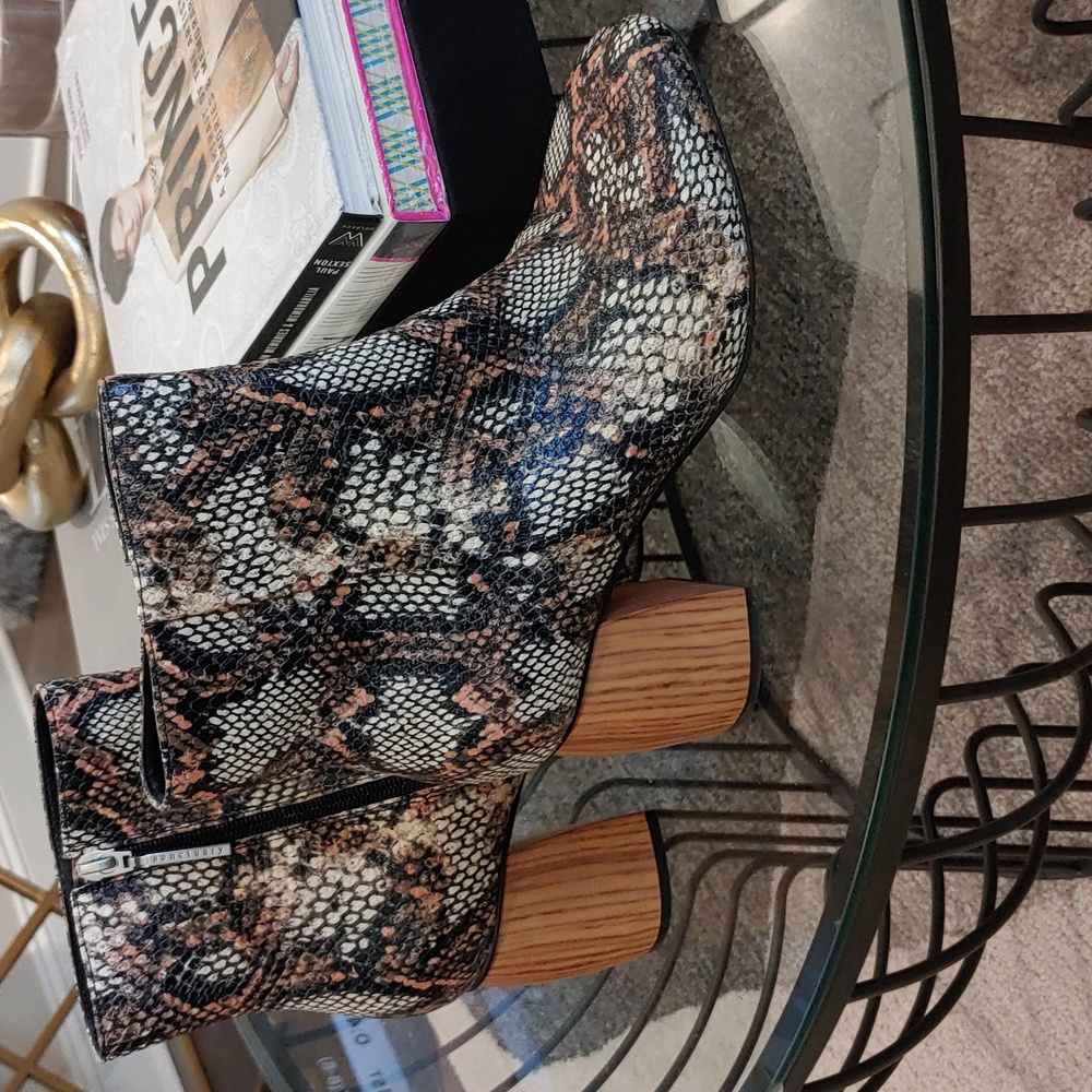 Bootie - Picture 2 of 4